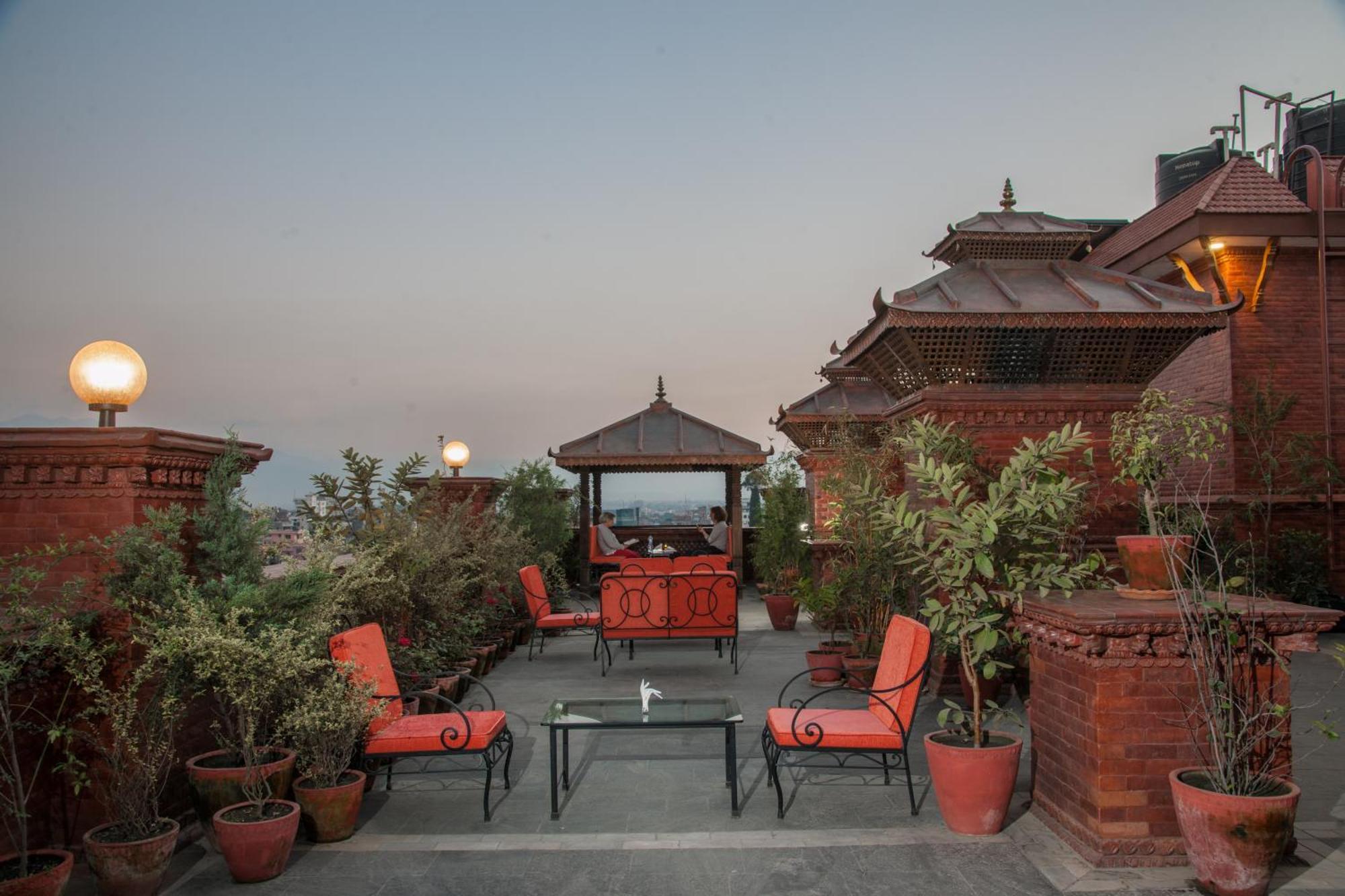 Traditional Comfort Boutique Hotel Kathmandu Bagian luar foto