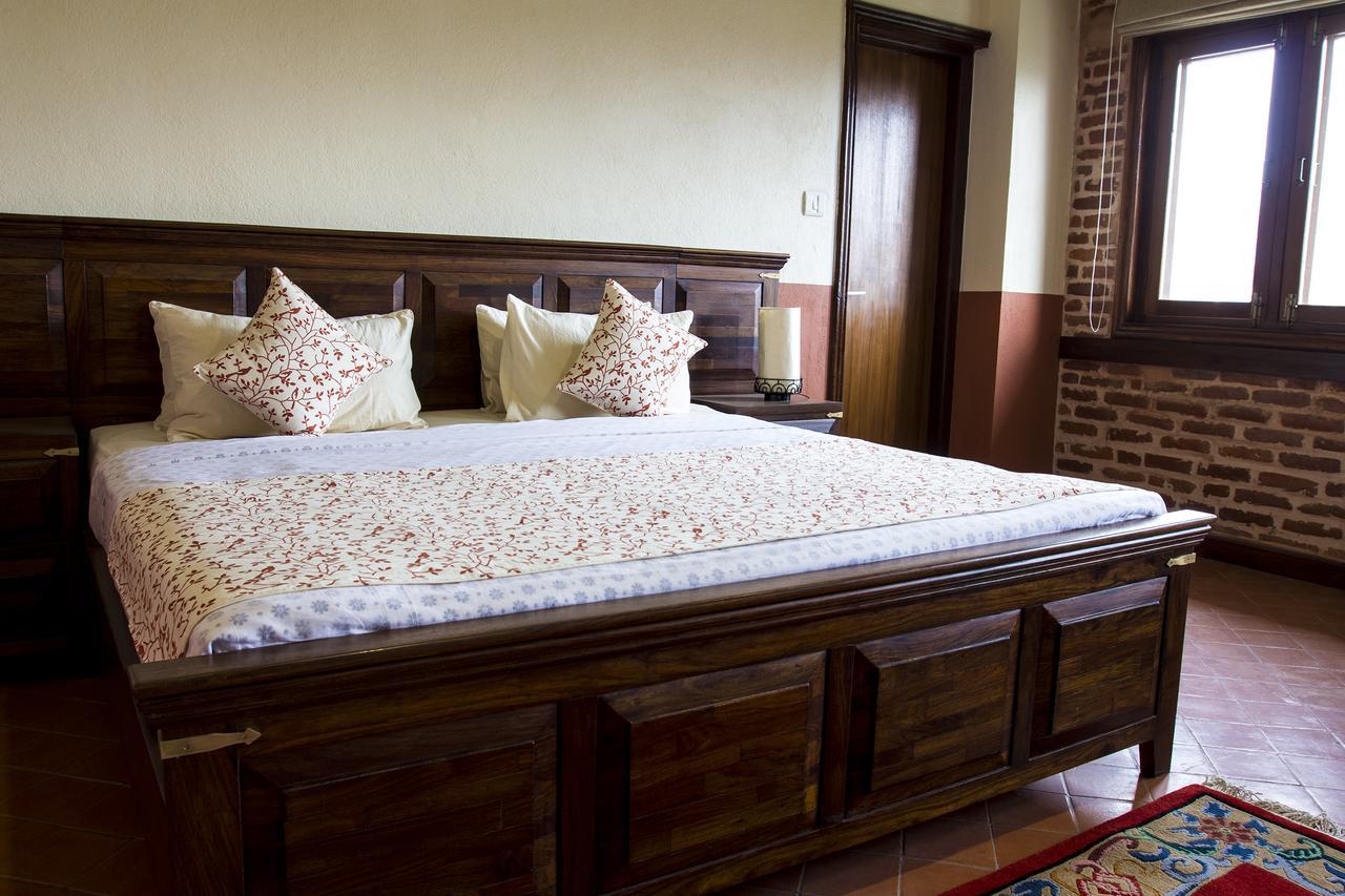 Traditional Comfort Boutique Hotel Kathmandu Bagian luar foto